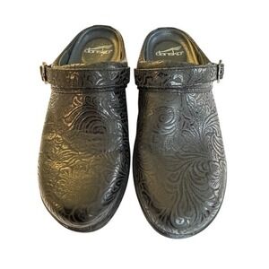 NWOT Dansko Adjustable Buckle Clogs Black Leather Embossed Comfort Shoes - 6.5‎